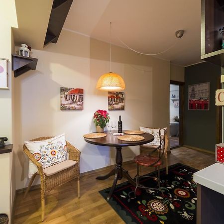 Alba House Apartment Алба Юлия Стая снимка