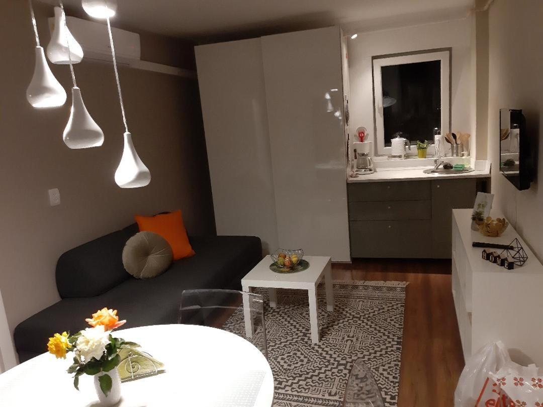 Alba House Apartment Алба Юлия Екстериор снимка