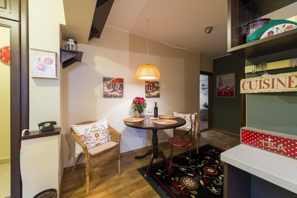 Alba House Apartment Алба Юлия Стая снимка